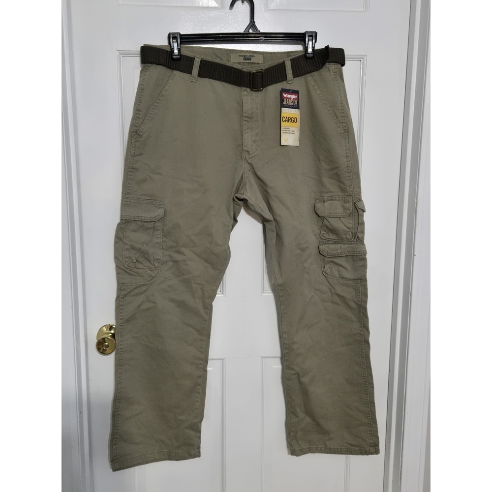 Wrangler Mens Jeans 36x30 NWT Cargo